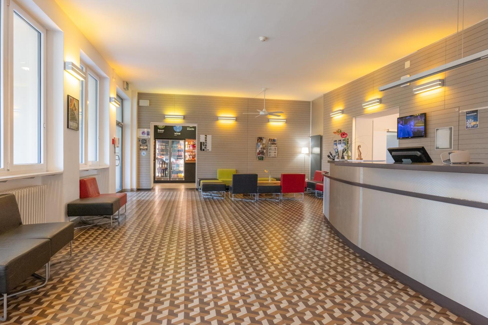 Locarno Youth Hostel Eksteriør bilde
