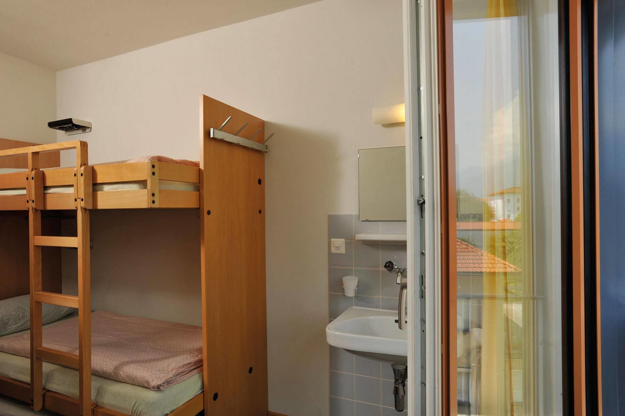 Locarno Youth Hostel Eksteriør bilde